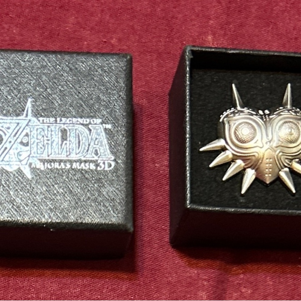 Nintendo Majora's Mask 3D Silver Pin